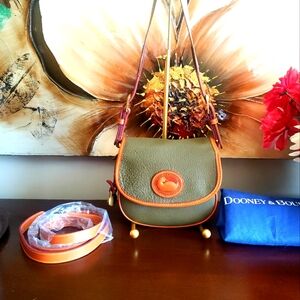 DOONEY AND BOURKE ALL WEATHER LEATHET 3.0 CROSSBODY  INTERCHANGEABLE STRAPS